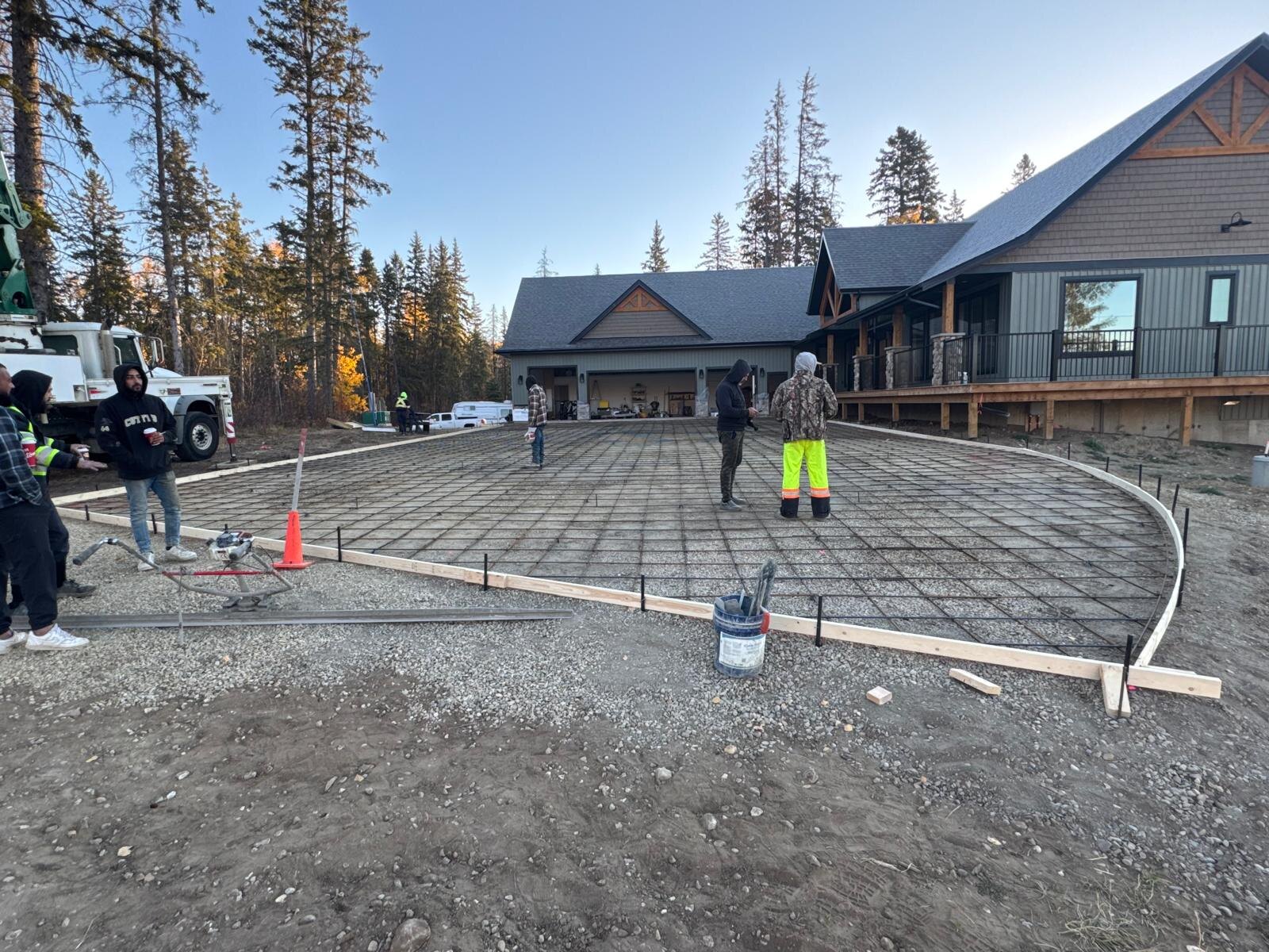 Concrete placement project by Diamond Concrete Works Ltd.